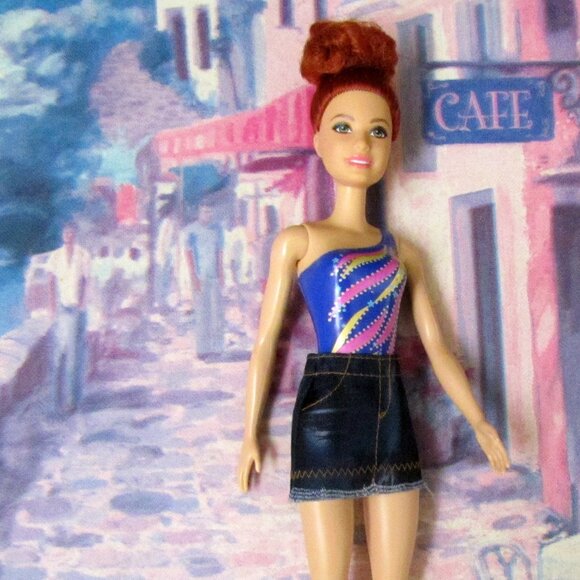 RED-HAIRED BARBIE in MOLDED SWIMSUIT, DIVING, SWIMMING, BOATING BARBIE w CLOTHES - Picture 6 of 8